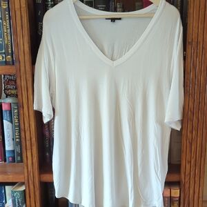 Universal Standard Lily Tee S/14/16